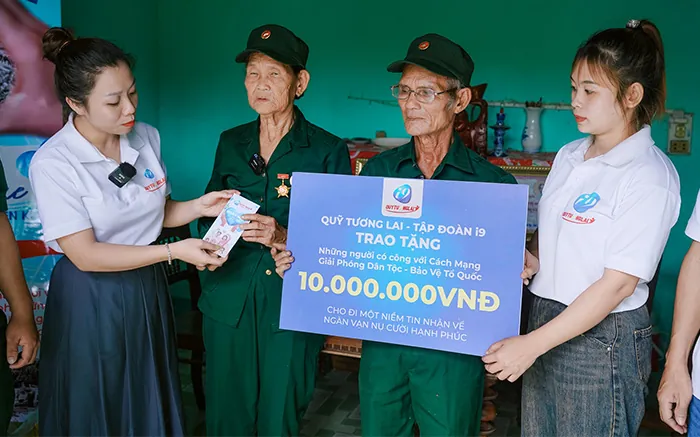 Đội ngũ hỗ trợ khách hàng 24/7 của 789wim sẵn sàng phục vụ